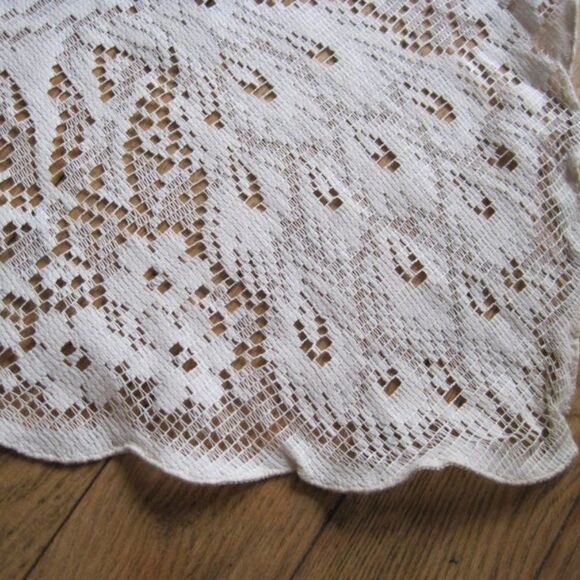Lace Valance with Peacock Birds White 1 yard VTG - Picture 4 of 4